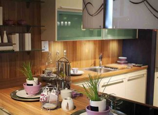 10 Ways to Make Extra Money as a Graphic Designer