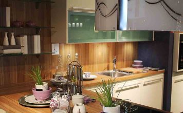 10 Ways to Make Extra Money as a Graphic Designer