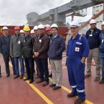 Bordet recorrió el buque de ultramar que transportará un volumen histórico de carga desde el puerto de Diamante