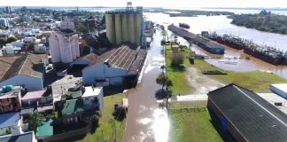 Por la crecida, no opera el Puerto de Concepción del Uruguay