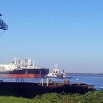 Cargan trigo en el puerto de Diamante