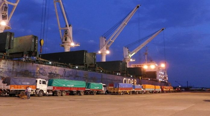 Continúa la actividad en el puerto de Concepción del Uruguay