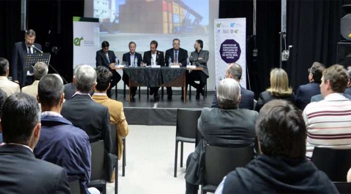 Fortalecen la política portuaria con capacitación a personal de puertos
