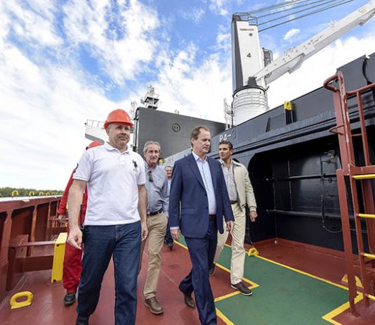 Bordet propone un sistema portuario integrado con Uruguay