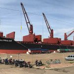 Mientras carga el Calypso se espera la llegada de otro buque para la semana que viene