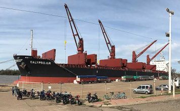 Mientras carga el Calypso se espera la llegada de otro buque para la semana que viene