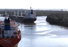 Zarpó el Lefkada tras finalizar la carga de arroz a granel en el puerto de Concepción del Uruguay