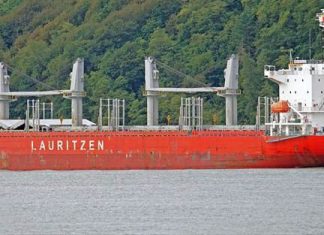 Ingresa un ultramarino al puerto de Concepción del Uruguay