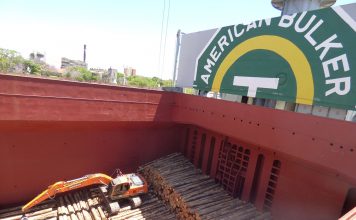 El “American Bulker” terminó su carga en Concepción del Uruguay