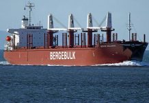 Llega el primer buque del año al puerto de Concepción del Uruguay