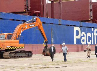 En un marco de estrictas normas sanitarias se realizó la carga de madera en el puerto de Concepción del Uruguay