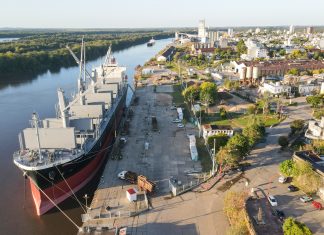 Los puertos de la provincia continúan generando trabajo para los entrerrianos y sumando ventajas competitivas