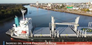 El Fragrant Athena ingresó al puerto de Concepción del Uruguay