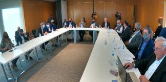 Comunidades de la región del río Uruguay gestionan por contenedores para exportación