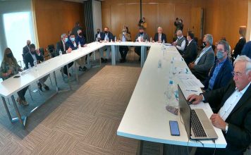 Comunidades de la región del río Uruguay gestionan por contenedores para exportación