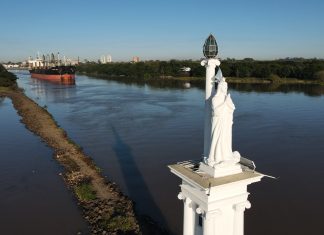 Zarpó un buque cargado e ingresó otro para exportar desde los puertos entrerrianos