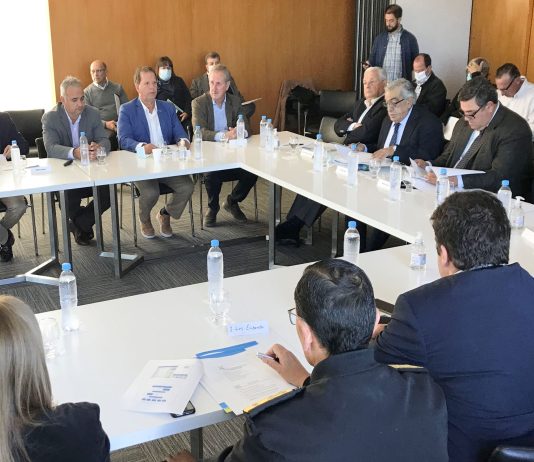 Ciudades argentinas, uruguayas, y brasileñas impulsan el dragado del río Uruguay a 34 pies