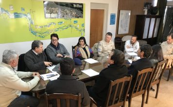 Encuentro en el puerto de Concepción del Uruguay por la reactivación del transporte fluvial de pasajeros