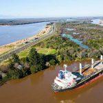 Zarpó un buque e ingresó otro al puerto de Concepción del Uruguay