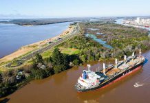 Zarpó un buque e ingresó otro al puerto de Concepción del Uruguay