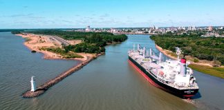 Llegan tres buques para cargar en puertos entrerrianos