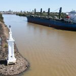 Un nuevo buque comenzó a cargar en Concepción del Uruguay