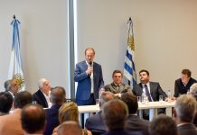 Bordet encabezó la firma del dragado del río Uruguay y destacó el impulso a la producción y las exportaciones