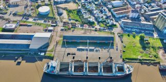 El puerto operó con cuatro buques en quince días, y se esperan dos más