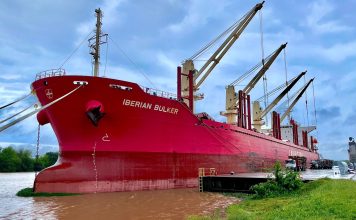 Pese a la creciente el puerto de Concepción operó con normalidad