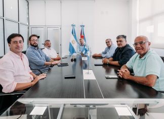 El gobernador trabaja en impulsar el desarrollo portuario en Entre Ríos