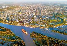 Comenzó la carga de un nuevo buque en el puerto de Concepción del Uruguay