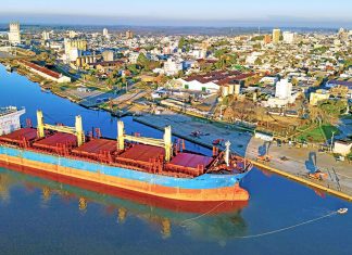 Ingresan dos buques para exportar desde Concepción del Uruguay