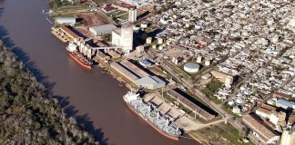 El Puerto completó una nueva exportación a la India