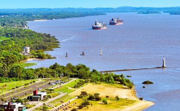 El puerto operó con tres buques en 15 días