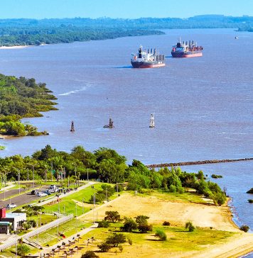 El puerto operó con tres buques en 15 días