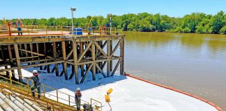 El Puerto e YPF realizaron un simulacro conjunto para la contención de derrames en el río