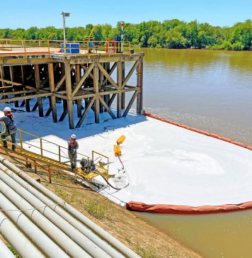 El Puerto e YPF realizaron un simulacro conjunto para la contención de derrames en el río