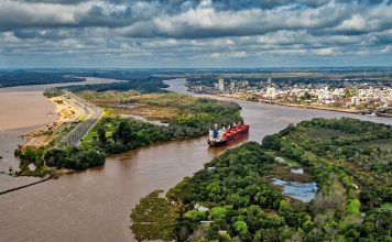 Ingresó otro buque al puerto y comenzó una nueva exportación desde Concepción del Uruguay